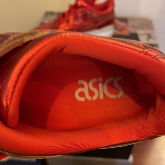 Metallic Red ASICS Gel Lyte III (women’s 5.5) - Picture 2 of 6